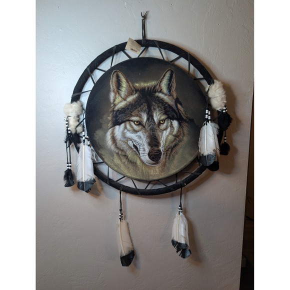 Chico's Art Other - Large Velvet Sheild Wolf Dream Catcher 25" Diameter